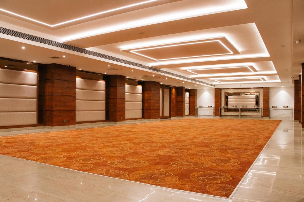 Playotel Premier Vijay Nagar Indore Exterior foto